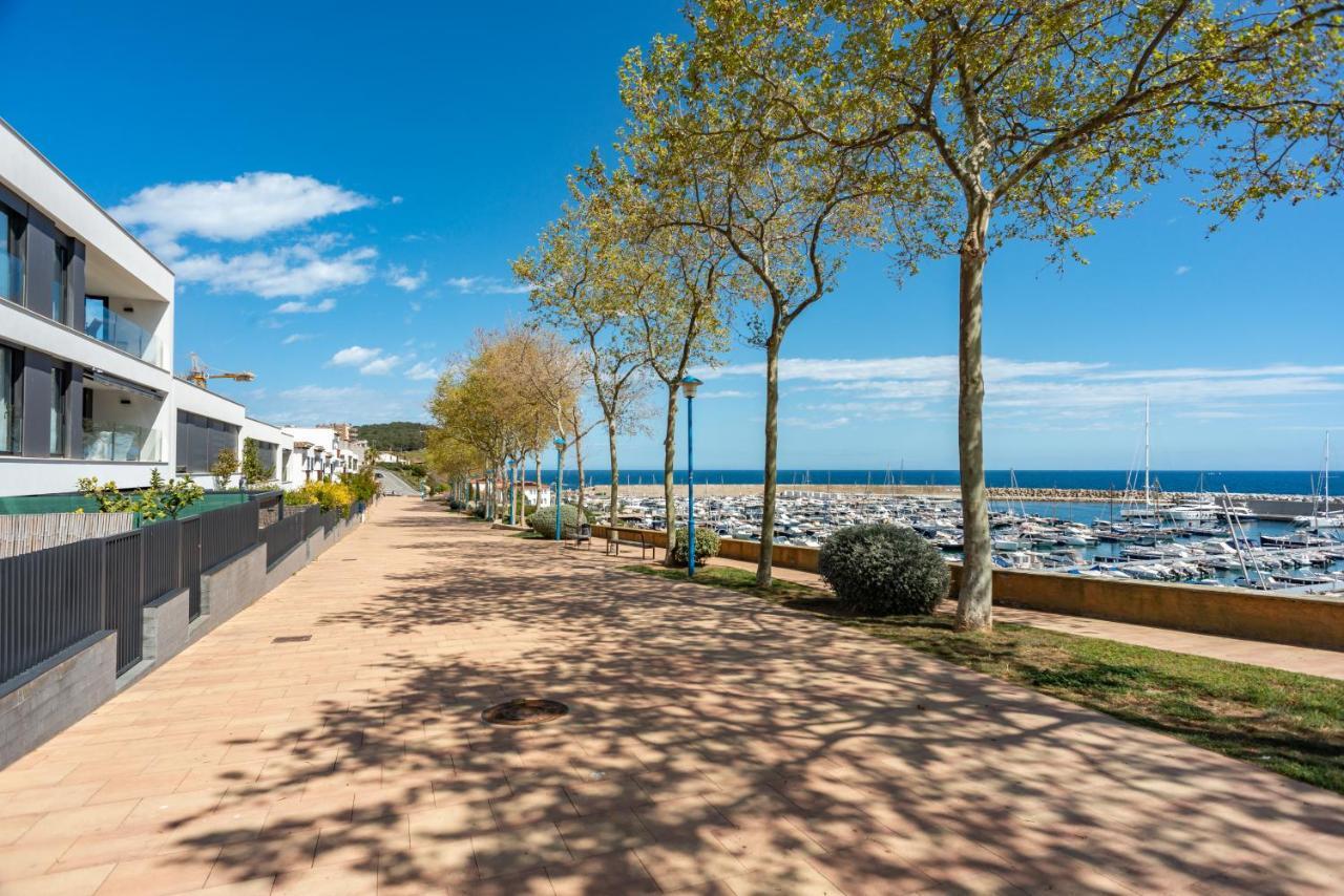 Gran Piso En Puerto Deportivo Marina Palamos Ideal Familias Bagian luar foto